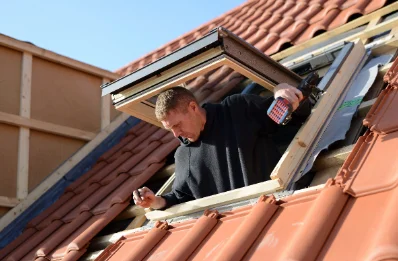 Pose de fenêtres de toit Velux à Frizon
